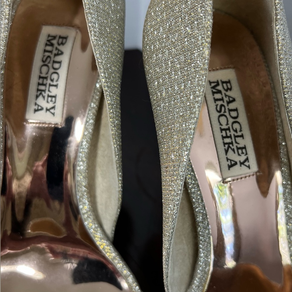 Badgley Mischka Rhinestone Heels Gold/Champagne 7.5, EUC - Picture 7 of 11